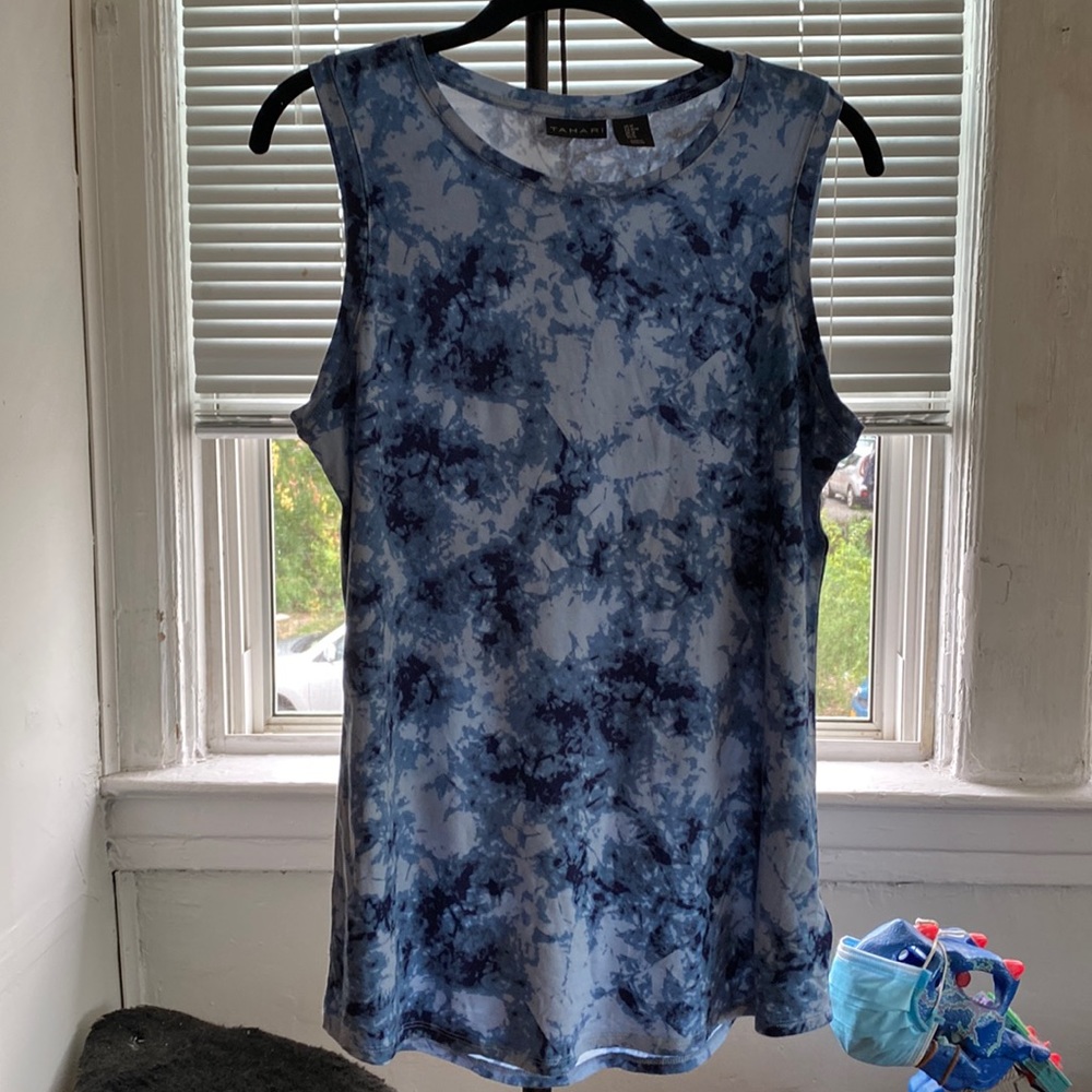 Tahari blue sleeveless top